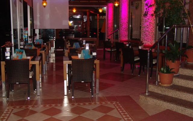 Kleopatra İkiz Otel