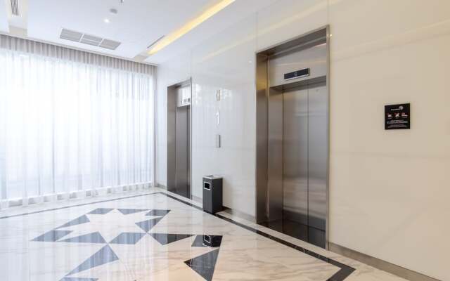 Travel Hub Hotel Kualanamu Airport