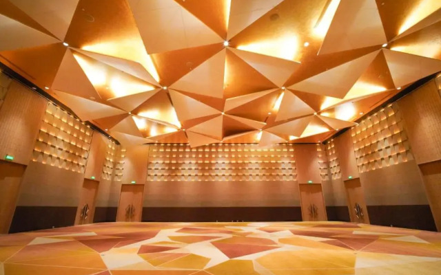 Nuanza Hotel & Convention