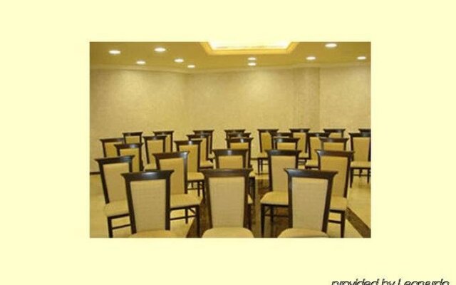 Sun Hills Suites Hotel