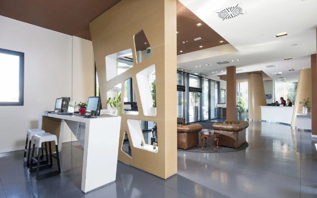 NEO Hotel