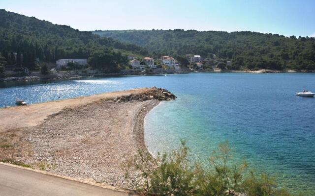 Apartments Sonja - 10m to beach