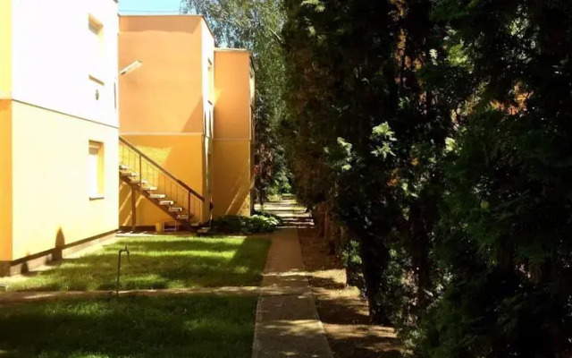 neGGa Retro Apartments