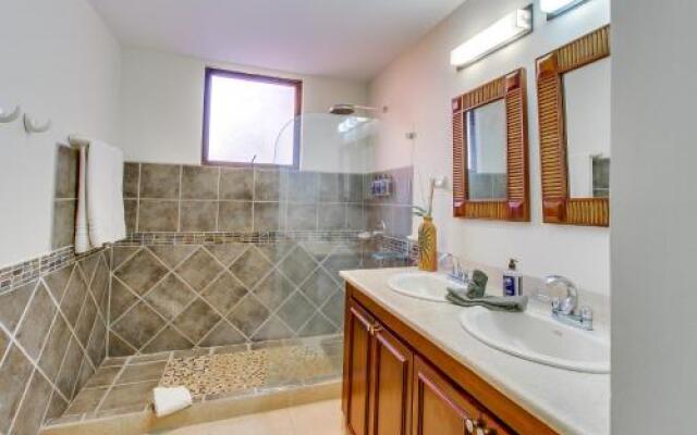 Incredible Beach Views in Fantastic Condo Complex