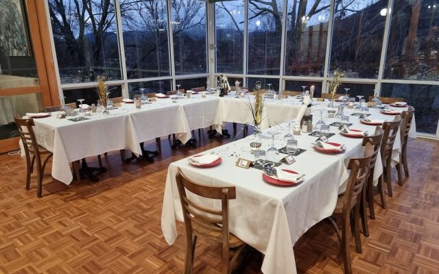 Tumbarumba Motel & Elms Restaurant