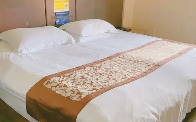 JinLv Hotel (Shanghai Jinshan Petrochemical Weiling Road)