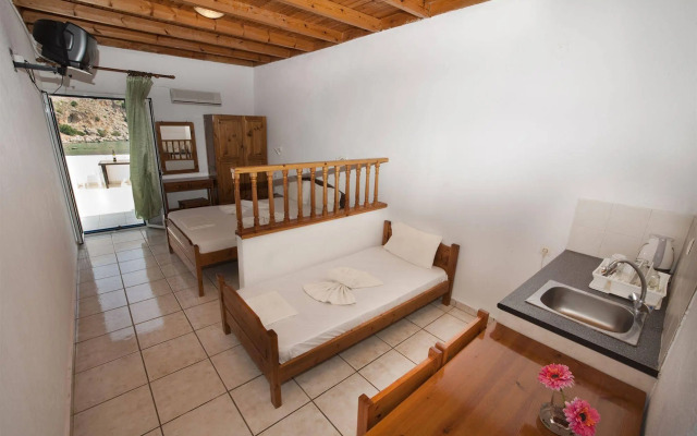 Madares Hotel