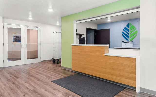 Woodspring Suites Waco South