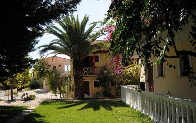Helena's Studios