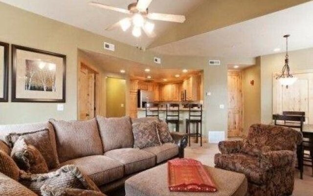 Fox Point at Redstone