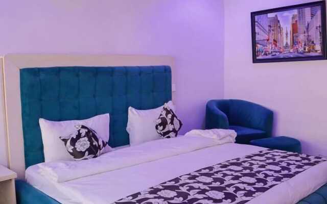 The Paradise Beach Resort and Apartment