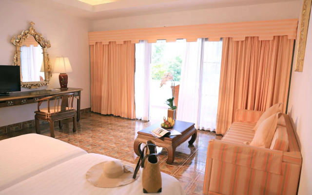 Samui Palm Beach Lead by Celes Samui