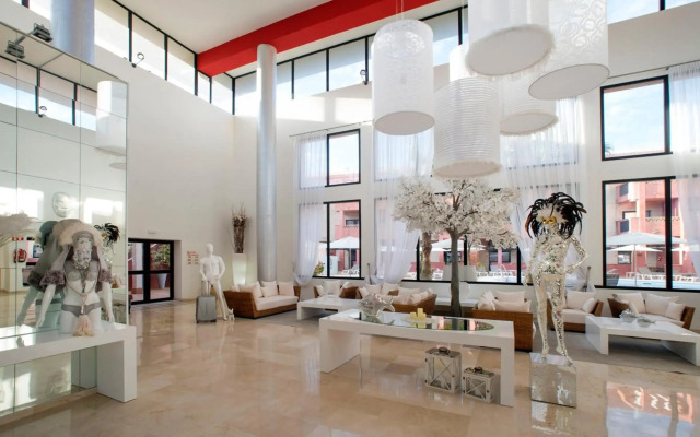 Leo Punta Umbria III - Adults Only