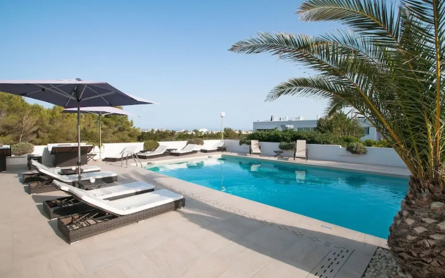 Secret Oasis Ibiza- Adults Only