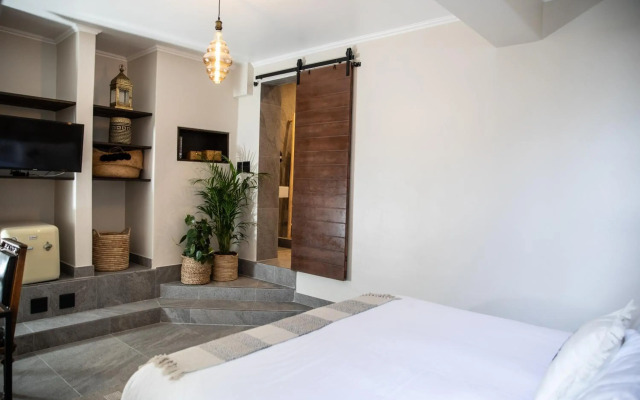 Sea Castle Hotel Camps Bay