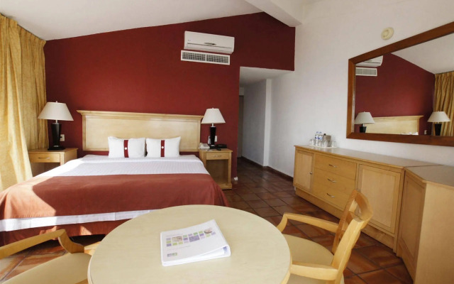 Bellamar Ocean Front Suites