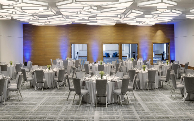 Hyatt Regency Los Angeles International Airport