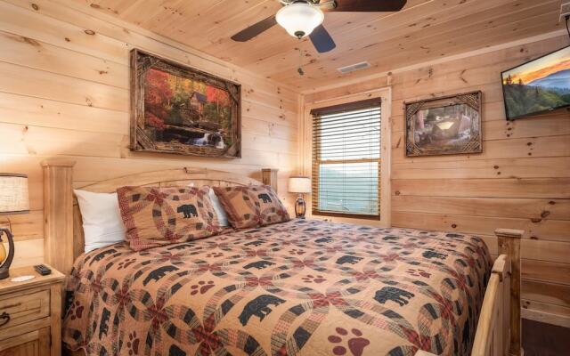 Smoky's Grand View 5 Bedroom Home