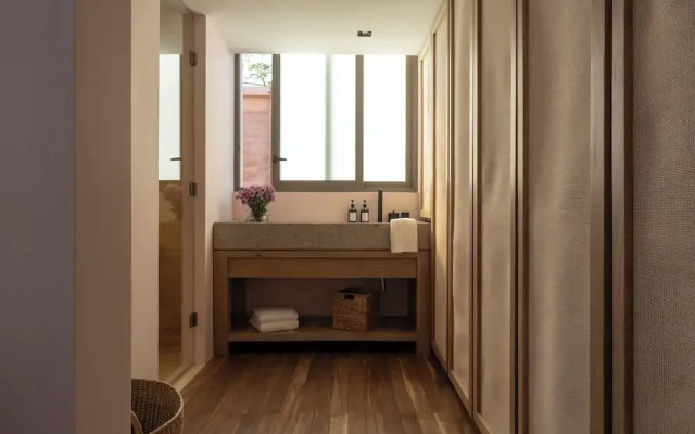 Rosa Morada Luxury and Private Beach