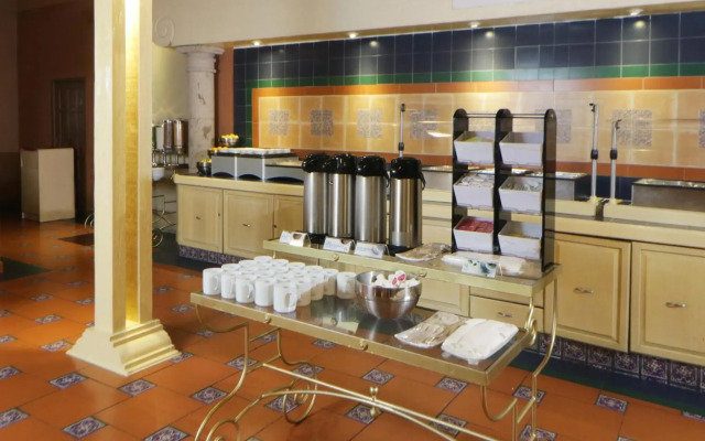 Holiday Inn Express Monterrey Galerias by IHG