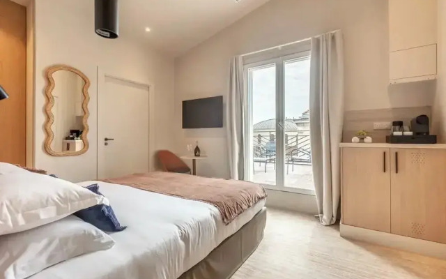 Suites FL by Sweett