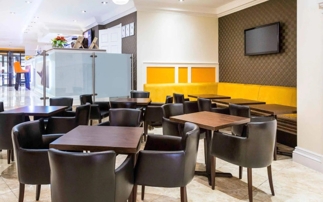 Garner Reading City Centre by IHG