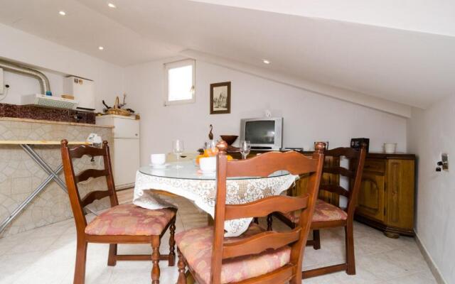 Apartment La Marina