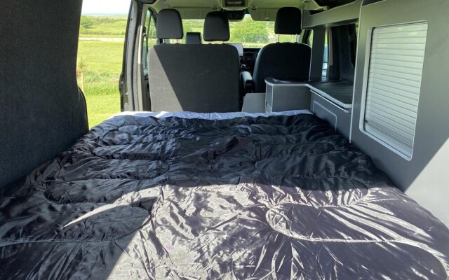 Inviting 2 bed Camper in Holyhead