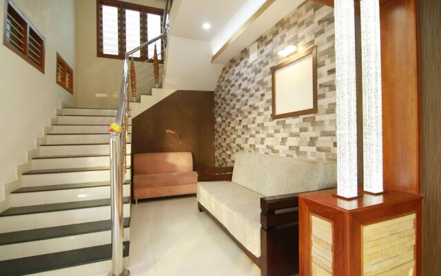 OYO Flagship 5202 Hotel Pearl Malabar