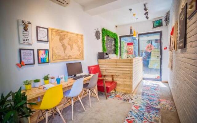 Xing Long No 37 Hostel