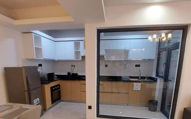 Urban Oasis - Modern Luxe 2 Bedroom Apt with pool, gym