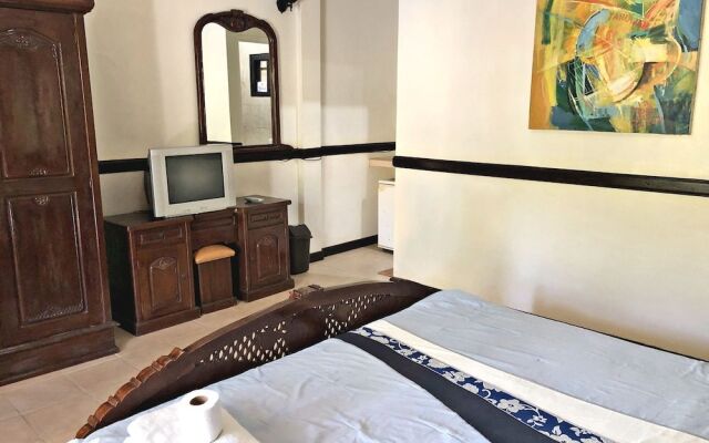 Jay Ang Resort and Dive