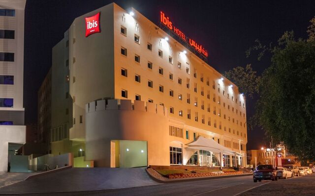 Ibis Muscat