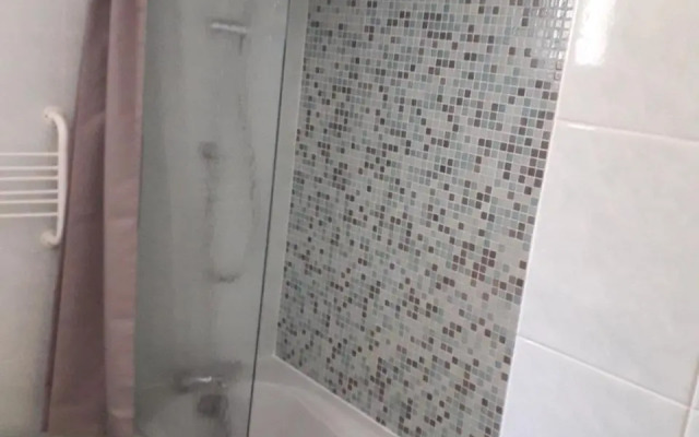 Les 2 Roses De Verdillon