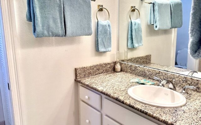 Sea Shell 3 Bedroom Townhouse by RedAwning