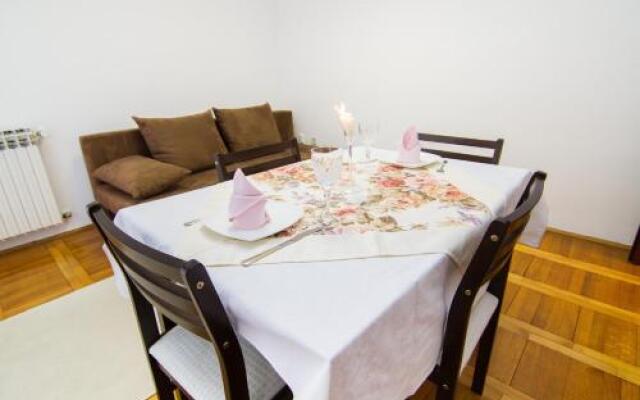 Guest House Anina Kuća