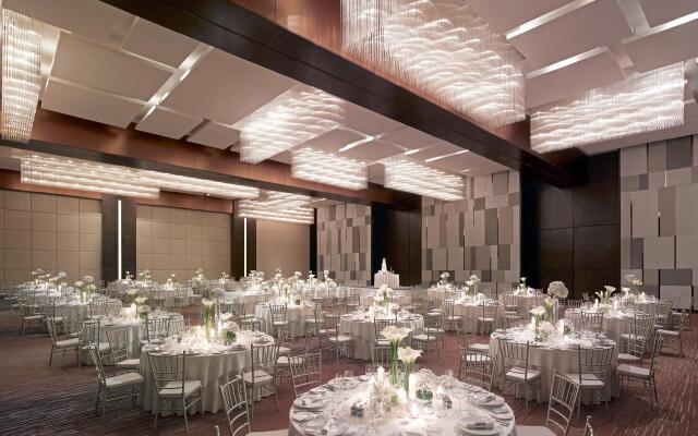 New World Makati Hotel