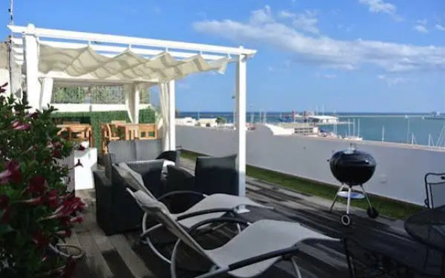 Marina di Castello