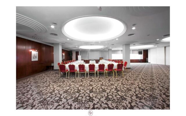 Ege Palas Business Hotel