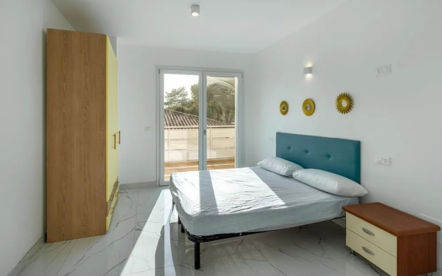 Modern Flat With Shared Pool