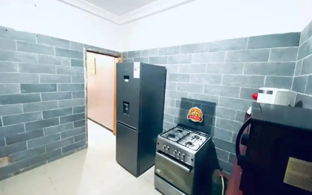 Mam Lovely 3-bed Apartment in Dakar-almadies