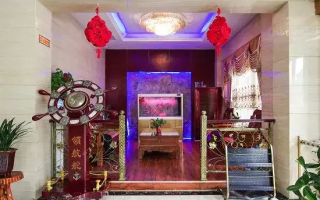 Fenglin Hotel