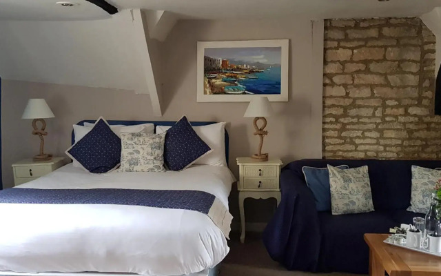 The Kings Arms Hotel