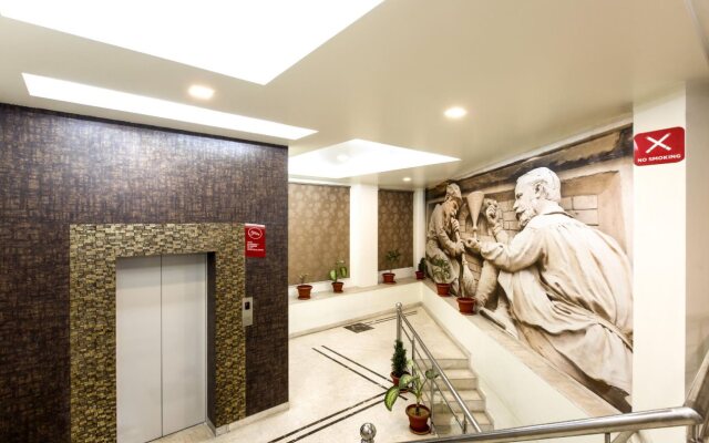 Capital O 7589 Hotel Aditya Inn