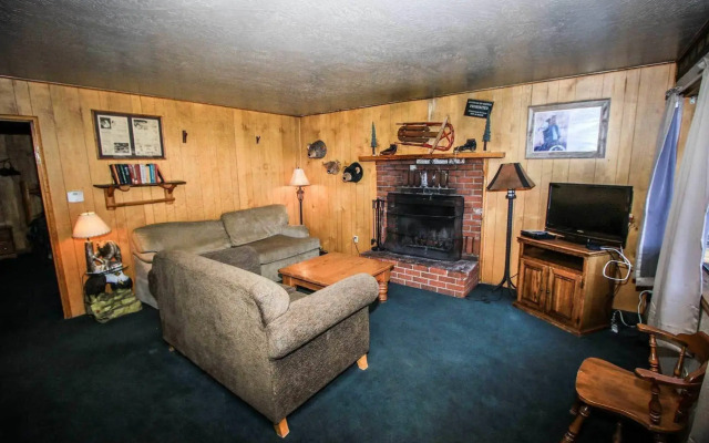 Shore Acres Lodge