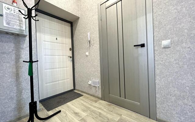 4 Сезона на улице Академика Сулейманова 10