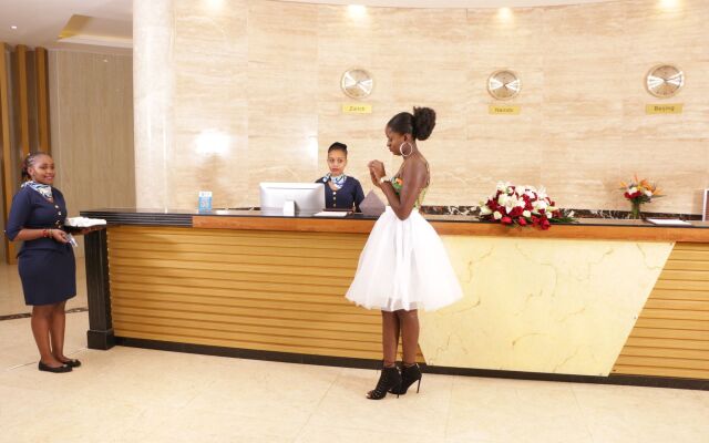 Swiss Lenana Mount Hotel
