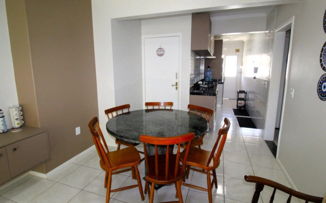 1011 - Apartamento para locação em Bombinhas