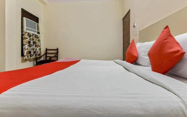 OYO 16642 Flagship Hotel Mahadev