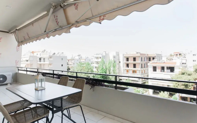 Signature 2BR Apartment in Marousi